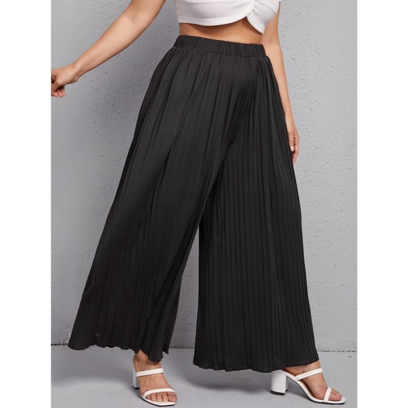 PLUS SIZE Wide Leg Plisse Pants black - Picture 4 of 5